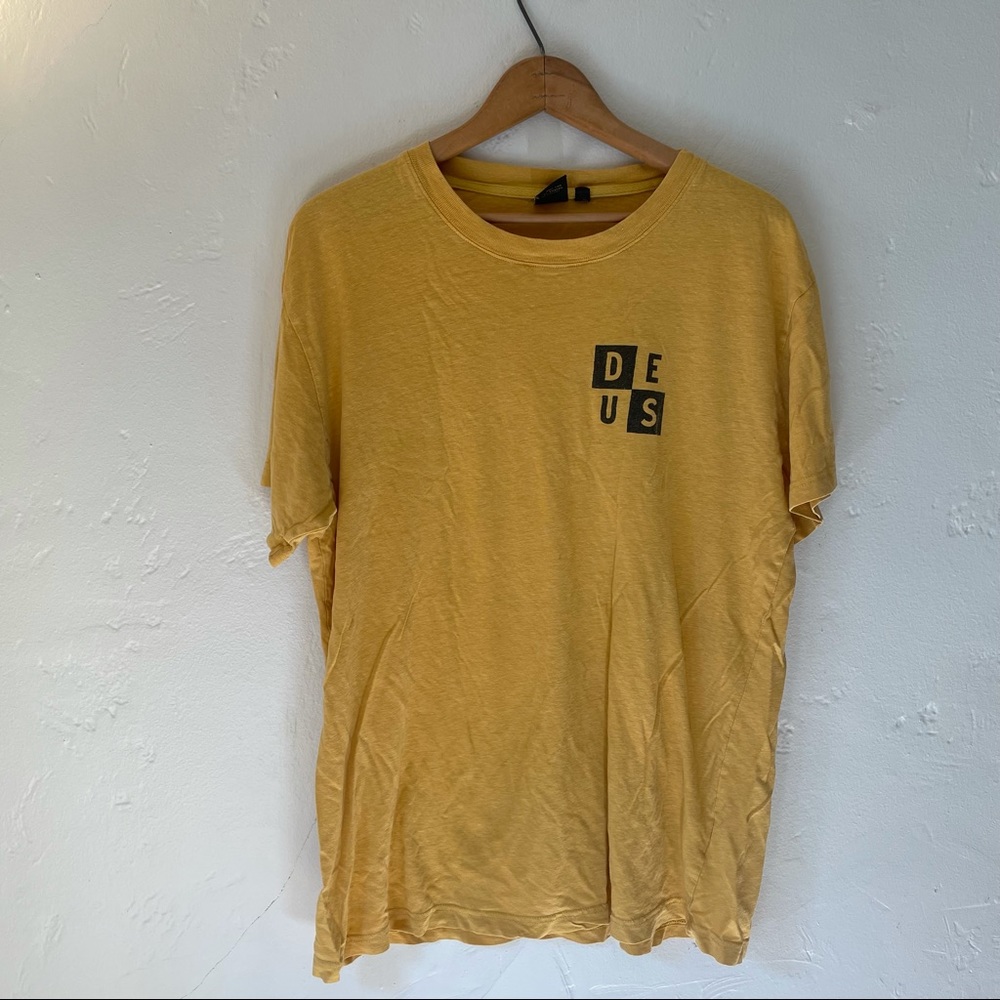 Deus Ex Machina tee